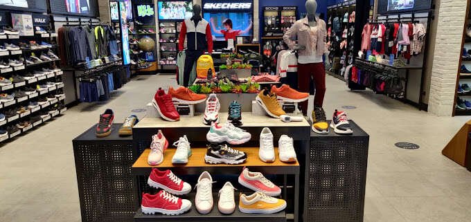 Skechers